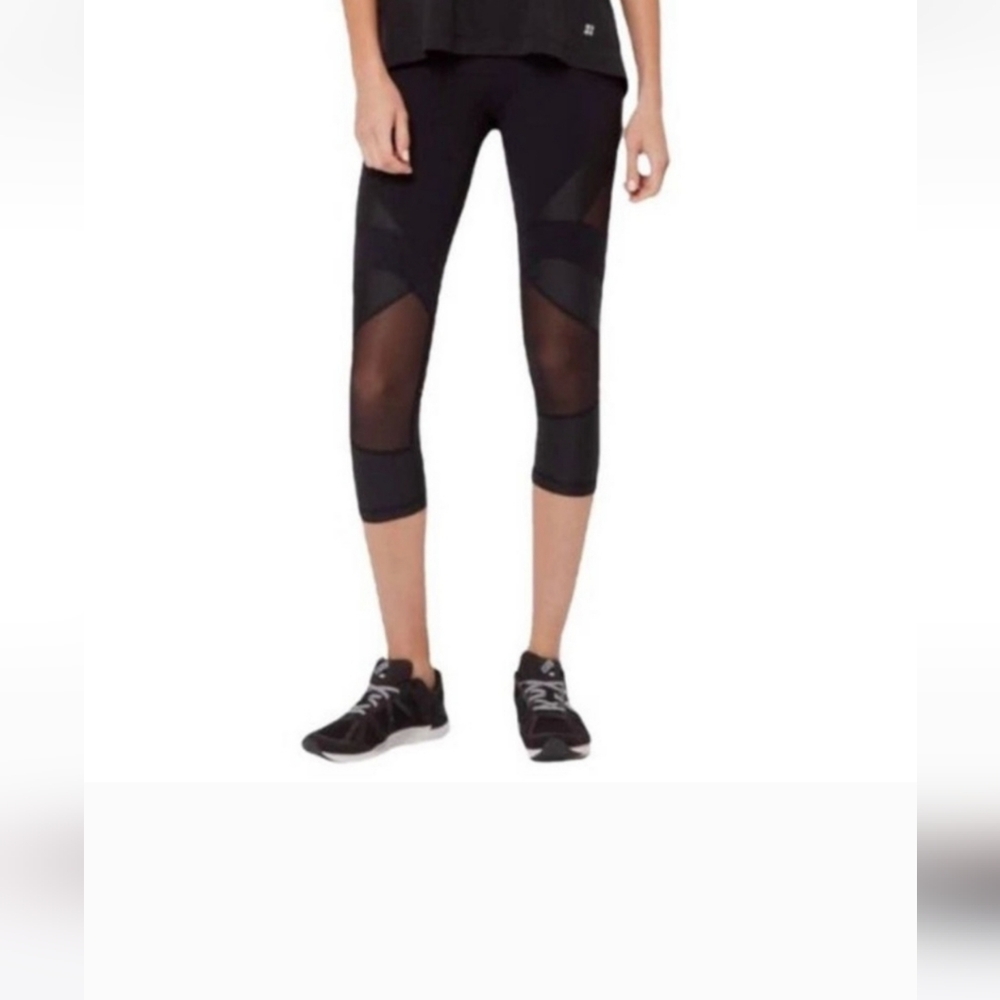 Sweaty Betty Power Mesh Crop in MAROON